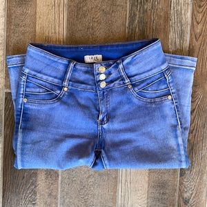 Saza Capri Juniors Blue Jeans Size 9